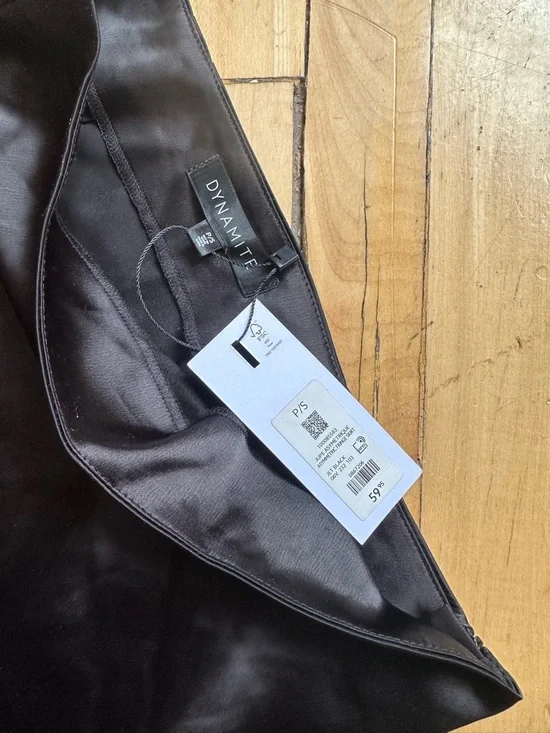 Black Fringe Asymmetrical Skirt size small - Picture 6 of 6